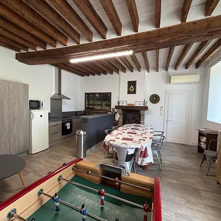 La Couture Holiday home Saint-Georges-Buttavent